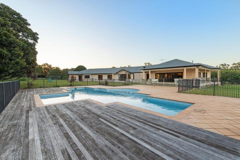 Luxury Range Stay! 6 Bedroom 4 Bathroom - Timeshare Accommodation 1