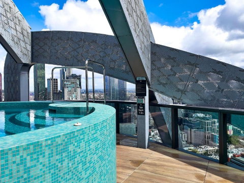 Mackenzie Marvel Chic 2BR Stay W Panoramic Views - Timeshare Accommodation 3