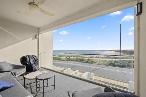 Meander - Port Noarlunga South - C21 SouthCoast Holidays - Timeshare Accommodation 2