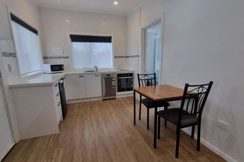 Modern 1 Bedroom Studio Free Parking Close To CBD - Timeshare Accommodation 0