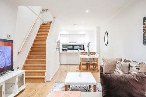 Modern Living 2br Townhouse In Maidstoneoffice - Timeshare Accommodation 0