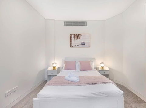 Modern 2B2B APT At Homebush - Timeshare Accommodation 1