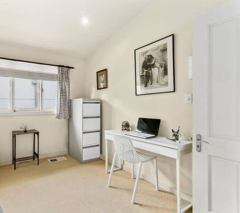 MUS14 - 2 Bedroom Apartment - Muston Street, Mosman - Timeshare Accommodation 3