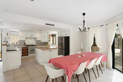 Newly Renovated Home Steps From Sorrento Beach - Timeshare Accommodation 3