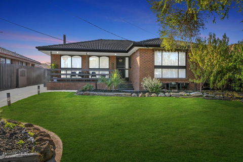 Newly Renovated House Near Melbourne Airport - Timeshare Accommodation 2