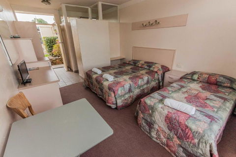Moruya Waterfront Hotel Motel - Timeshare Accommodation 3
