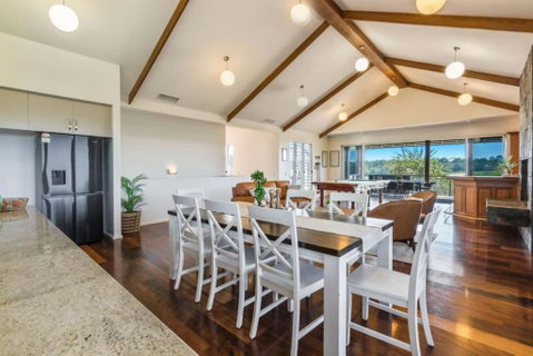Mountain Majesty With Poolside Relaxing Getaway - Timeshare Accommodation 0