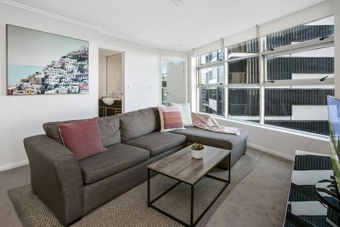 NS504 - Comfort And Convenience In North Sydney - Timeshare Accommodation 2