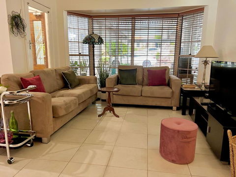North Ryde Guesthouse - Timeshare Accommodation 2