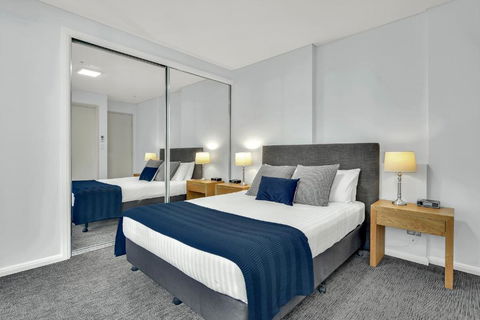 North Sydney Large Two Bedroom MIL2252402 - Timeshare Accommodation 2