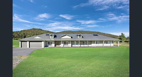 ON Keppies - BnB - Family Farm & Wedding Guest Accommodation Paterson NSW - Timeshare Accommodation 0