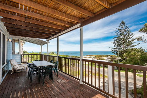 Ocean Vista Large Modern Home With Ocean Views - Timeshare Accommodation 2