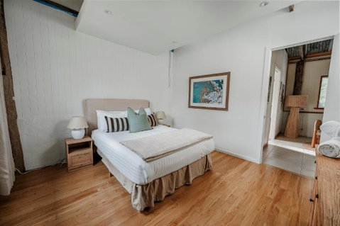 Orchard Cottage - Quiet Farm Escape - Timeshare Accommodation 1