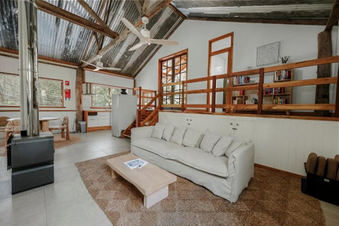 Orchard Cottage - Quiet Farm Escape - Timeshare Accommodation 0