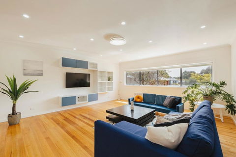 Parkside House By GoodLive - Timeshare Accommodation 1