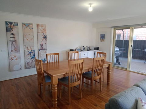 Parkway Place B&B - Timeshare Accommodation 3