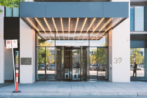 Patio Mt View 1BR Apt In CBD Near ANU And Museum With Free Parking And WiFi - Timeshare Accommodation 0