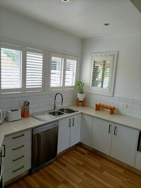 Peel Cottage - Timeshare Accommodation 2