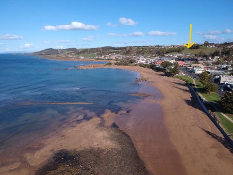 Penguin Seaside Homestay - Timeshare Accommodation 1