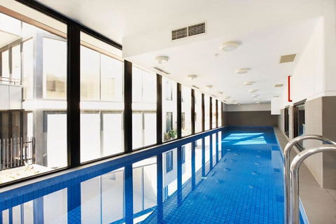 Portside Bliss Your Urban Escape In Melbourne - Timeshare Accommodation 0