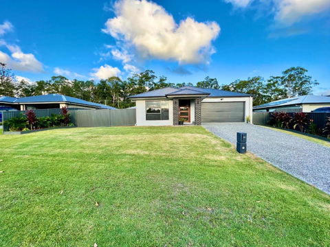 Plantation Retreat 4 Bedroom Modern Home - Timeshare Accommodation 3