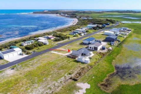 Plovers Rest At Cape Douglas - Timeshare Accommodation 3
