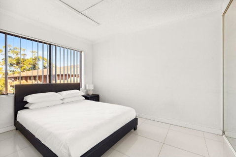 Polished 2-Bed Unit In The Heart Of Parramatta - Timeshare Accommodation 3