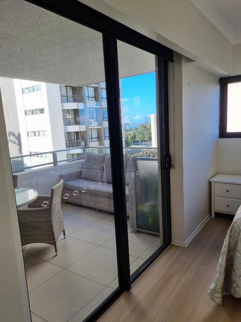 Private Bedroom And Bathroom In A Shared Apartment - Timeshare Accommodation 0