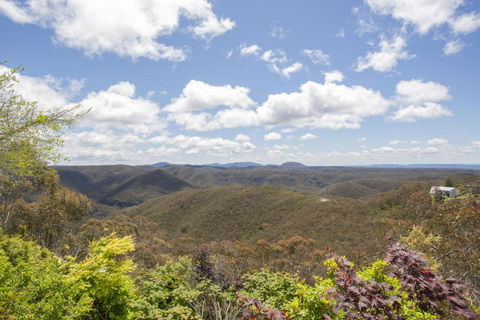 Pristine Mountain Retreat With Expansive Views - Timeshare Accommodation 1