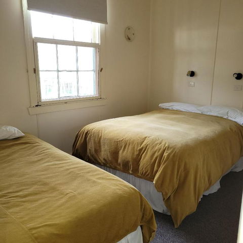 Pub In The Paddock - Timeshare Accommodation 2