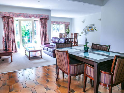 Pyne House - Timeshare Accommodation 2