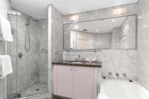 Quay West 2302 Self-Catering - Timeshare Accommodation 2