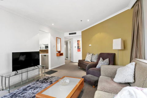 Quay West 2302 Self-Catering - Timeshare Accommodation 3