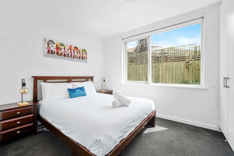 Quiet And Peaceful Beachside 1BR Retreat W Parking - Timeshare Accommodation 2