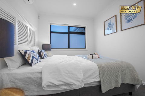 AU.JOY 3 Bed Townhouse Burwood 3 - Timeshare Accommodation 3