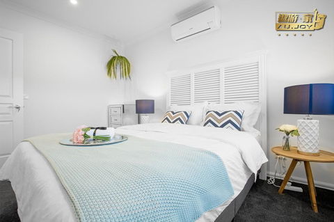 AU.JOY 3 Bed Townhouse Burwood 3 - Timeshare Accommodation 2
