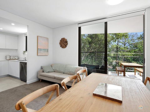 Avoca Beach Pad- 210/14-18 Cape Three Points Rd - Timeshare Accommodation 2