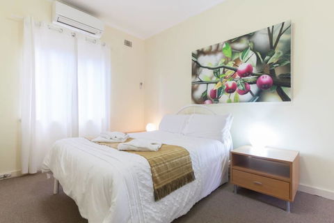 B5 Close To Nedlands, Cafes, Swan River, SCGH & UWA - Timeshare Accommodation 1