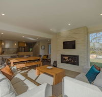 Baileys Beach House - Timeshare Accommodation
