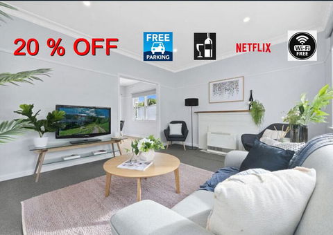 BALLARAT CLOSE 2 CBD + HOSPITAL+3BR HOME+NETFLIX + WiFi + Gift - Timeshare Accommodation 0