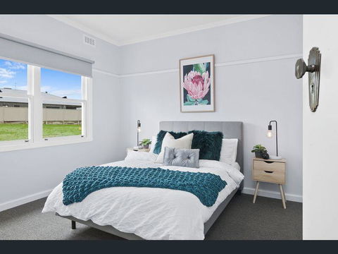 BALLARAT CLOSE 2 CBD + HOSPITAL+3BR HOME+NETFLIX + WiFi + Gift - Timeshare Accommodation 1