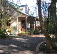 Ballarat cottages incorporating yarrowee cottage and Admirals cottage - Timeshare Accommodation