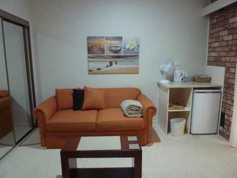 Batemans Bay Manor - Bed And Breakfast - Timeshare Accommodation 2