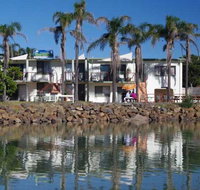 Beachfront 5 25 Willow Street