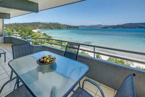 Beachfront Hamilton Island - Timeshare Accommodation 0