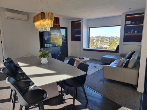 RESIDENTIAL 4 BEDROOM House - Timeshare Accommodation 0