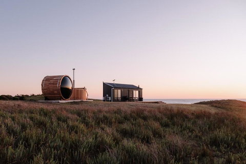 Red Rock Hut, King Island - Timeshare Accommodation 0