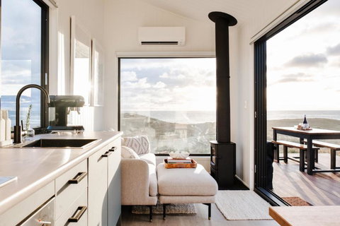 Red Rock Hut, King Island - Timeshare Accommodation 2