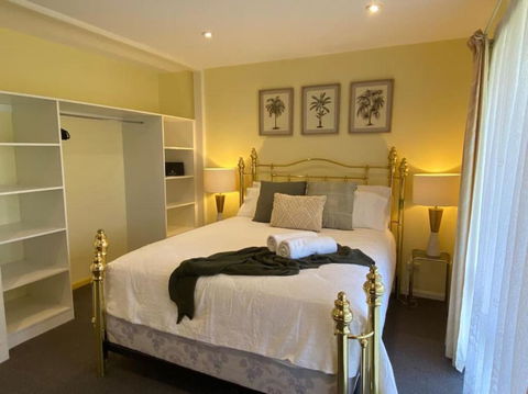 Reel & Relax: 3BR Beach House - Fish, Swim, Surf - Timeshare Accommodation 2