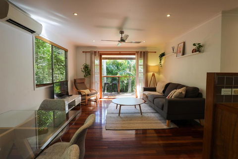 Regent Bower Cottage - Timeshare Accommodation 0